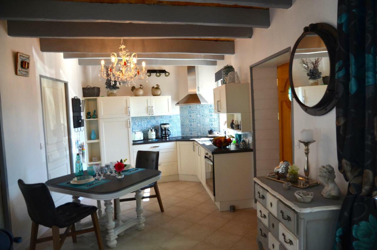 Le Clos Des Agapanthes Plogonnec Exterior photo